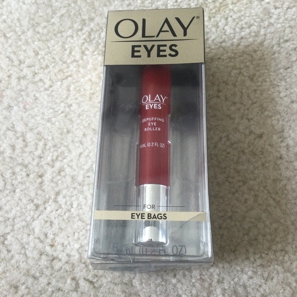 OLAY Makeup Olay Eyes De Puffing Eye Roller For Bags Under Eyes